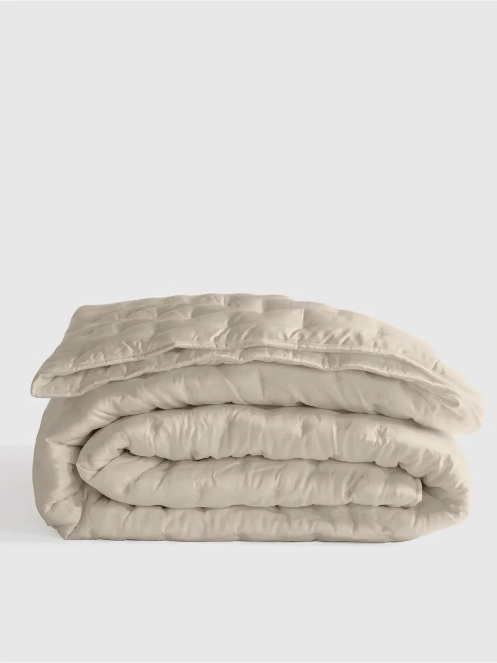 Luxury Full/Queen Sand Bamboo Dream Quilt - Retail $154